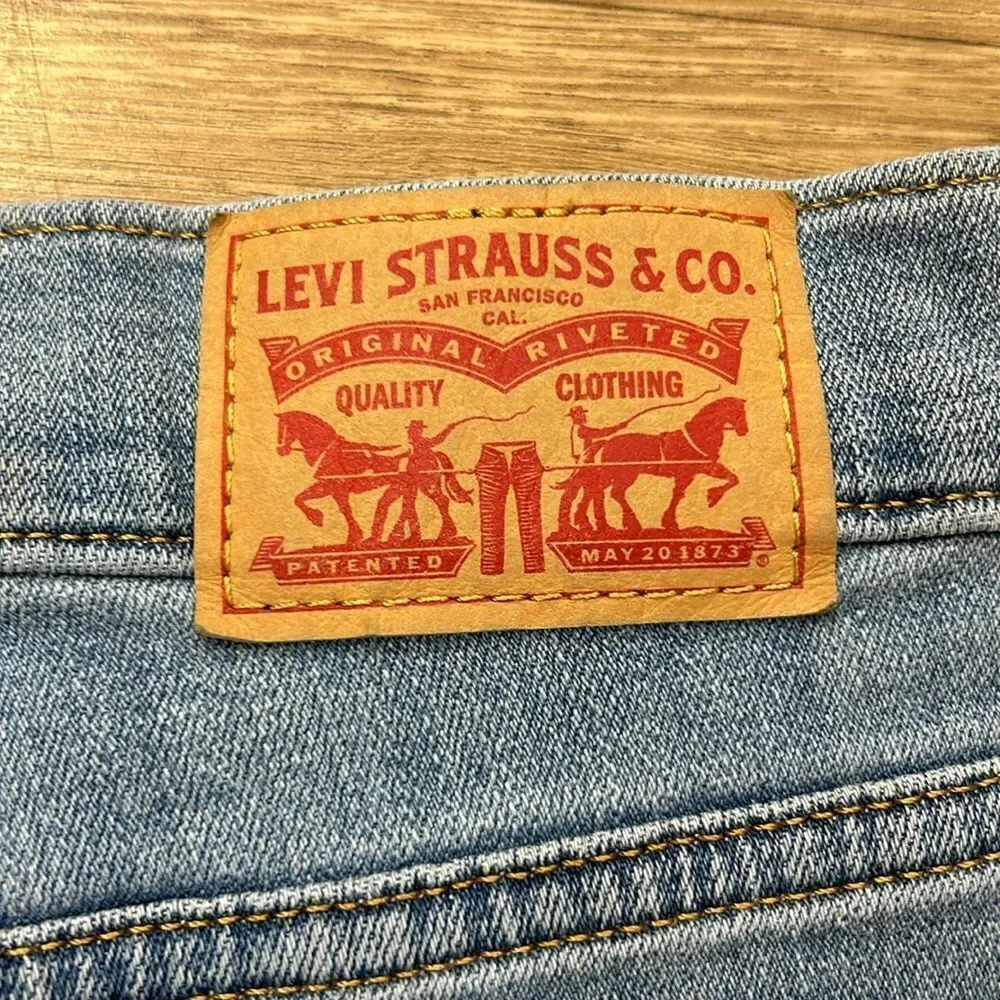 Levi’s 721 High Rise Skinny Distressed Jeans
